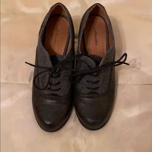 Women’s Bass heel shoes size 8